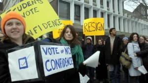 the-crisis-of-confidence-how-no-confidence-votes-are-reshaping-the-higher-education-landscape