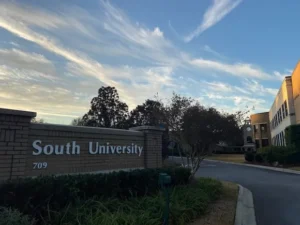higher-education-weekly-briefing-enrollment-turnarounds-multi-million-dollar-acquisitions-and-the-evolving-landscape-of-academia
